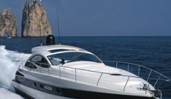 Pershing 46: Cea mai scumpa ambarcatiune adusa vreodata in Romania