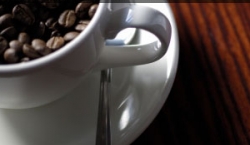 Seara cubaneza cu trabucuri si cafea