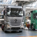 Mercedes-Benz Actros - Foto 8 din 30
