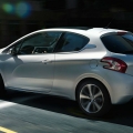 Peugeot 208 - Foto 10 din 15