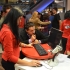 Lansarea iPhone 4S - CEO Vodafone: Nu am vazut niciodata magazinul atat de plin! [VIDEO] - Foto  - 4