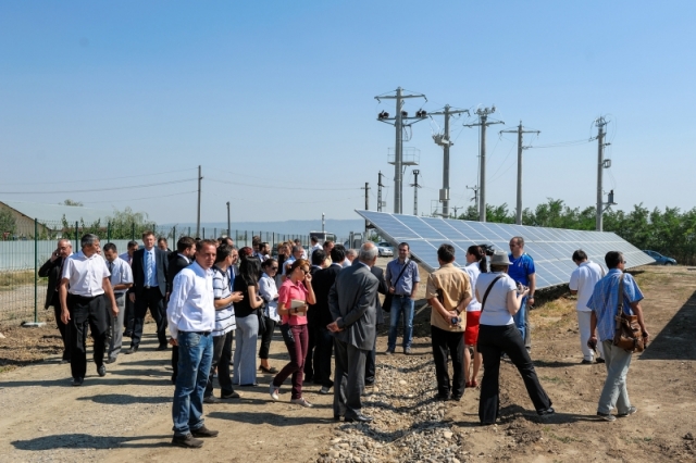Cum arata parcul fotovoltaic dezvoltat in Vrancea cu know-how danez si portughez (Galerie Foto) - Foto 6 din 28