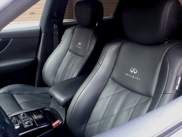 Test Drive Wall-Street: Infiniti FX50 S - Foto 21 din 30