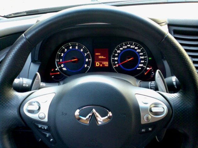 Test Drive Wall-Street: Infiniti FX50 S - Foto 27 din 30