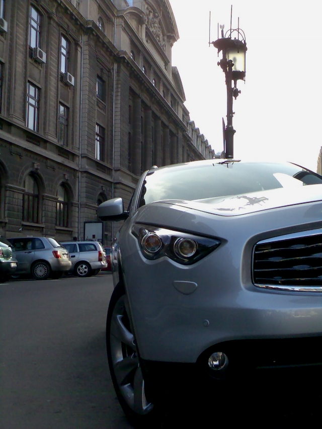 Test Drive Wall-Street: Infiniti FX50 S - Foto 18 din 30