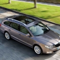 Skoda Superb Combi - Foto 1 din 7