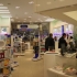 Cum arata o farmacie de mall: Multe cosmetice si mai putine medicamente - Foto  - 3