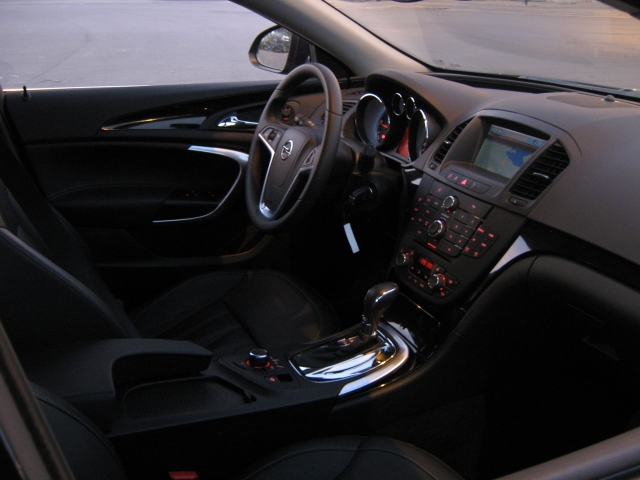 Test Drive Wall-Street: Opel Insignia Sports Tourer - Foto 22 din 28