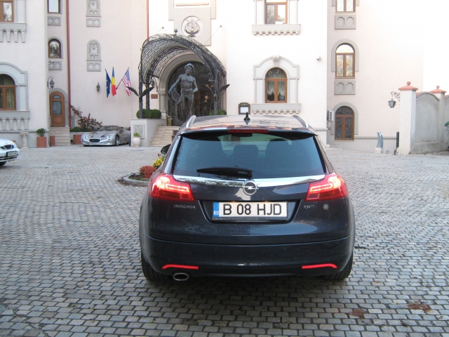 Test Drive Wall-Street: Opel Insignia Sports Tourer - Foto 18 din 28