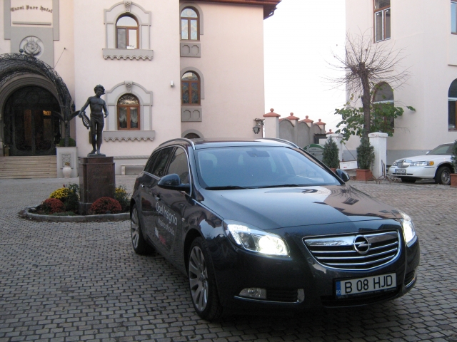 Test Drive Wall-Street: Opel Insignia Sports Tourer - Foto 1 din 28