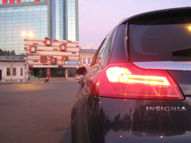 Test Drive Wall-Street: Opel Insignia Sports Tourer - Foto 21 din 28