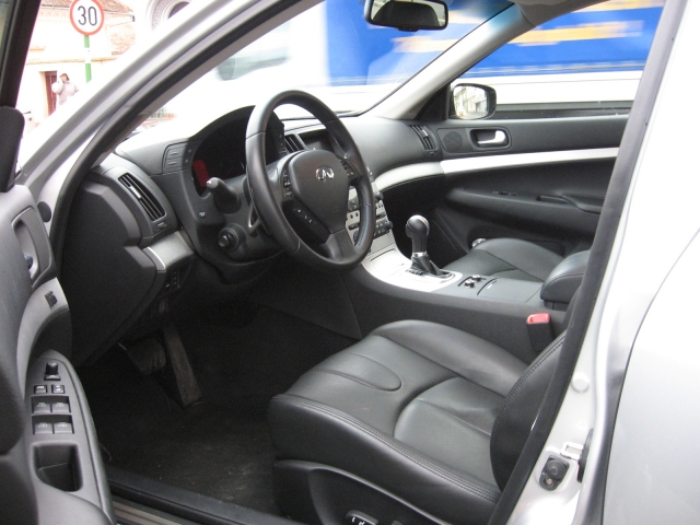 Test Drive Wall-Street: Infiniti G37 Sedan - Foto 19 din 30