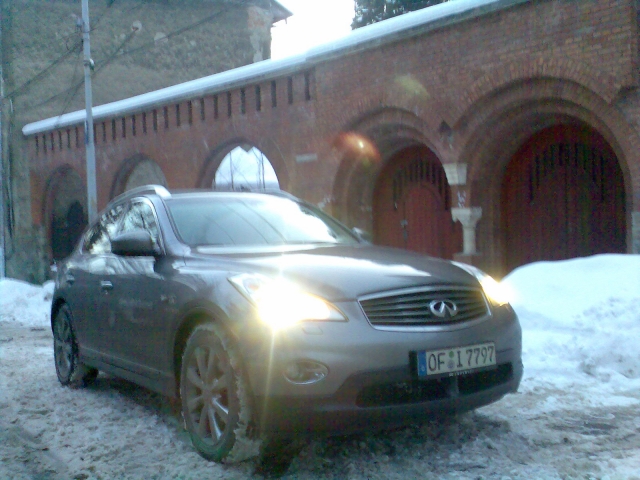 Test Drive Wall-Street: Infiniti EX37 GT - Foto 4 din 25