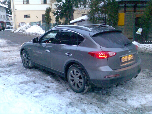Test Drive Wall-Street: Infiniti EX37 GT - Foto 2 din 25