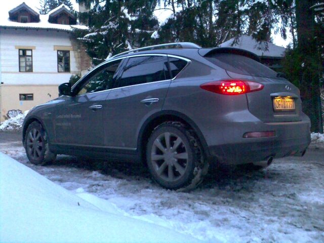 Test Drive Wall-Street: Infiniti EX37 GT - Foto 8 din 25