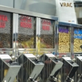 Mici, dar multe: Patriciu vrea sa rastoarne granzii din retail cu 3.000 de bacanii Mic.Ro - Foto 6 din 12