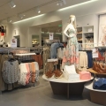 Primele fotografii din magazinele H&M din Romania - Foto 14 din 15