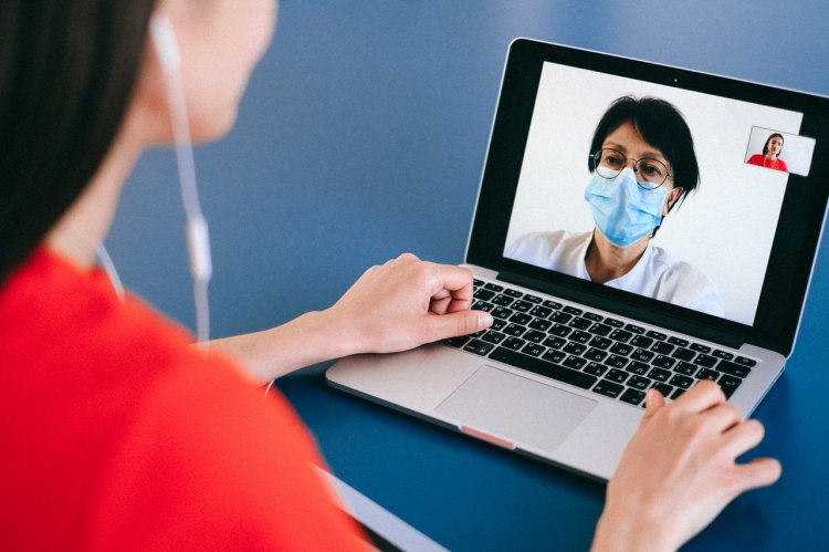 De ce să oferi angajaților tăi acces la consultații medicale online