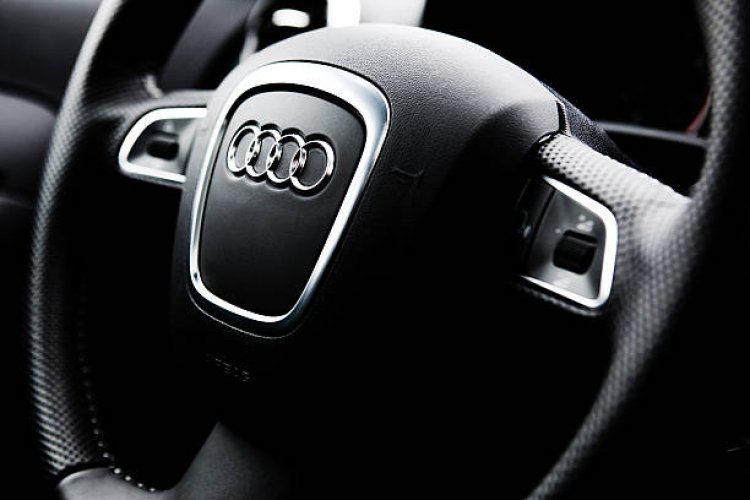Care sunt cele mai frecvente 3 defecte ale sistemului de navigație Audi RMC și ce trebuie făcut în acea situație