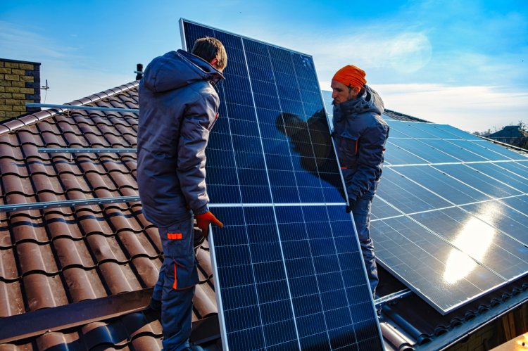4 motive pentru care merită să investești în instalarea unui sistem fotovoltaic
